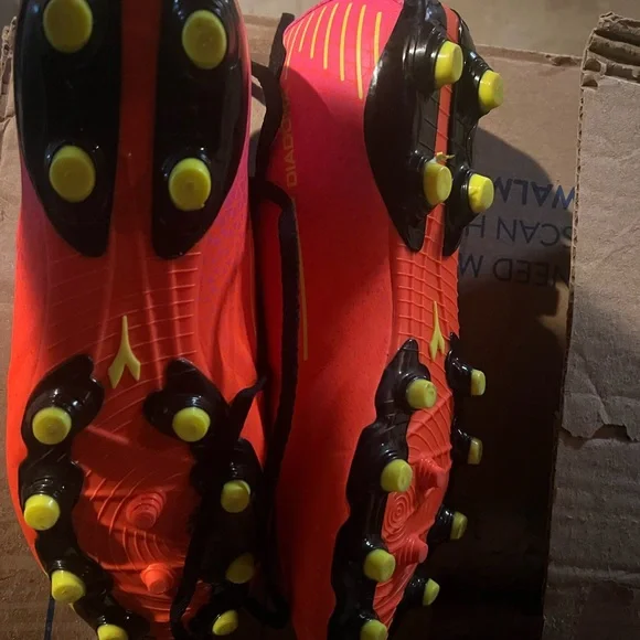 Diadora Neon Pink and Yellow Soccer Cleats - Picture 8 of 9